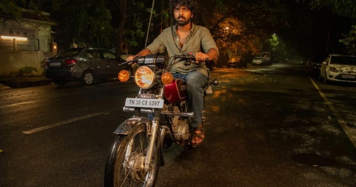 பிளாக்மெயில்படத்தின் ஃபர்ஸ்ட் லுக்கை (1)